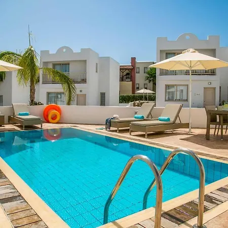 Althea Kalamies Luxury 3 فيلة *